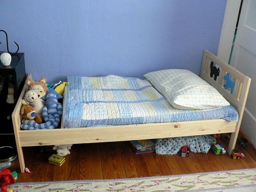 сделать кровать для детей