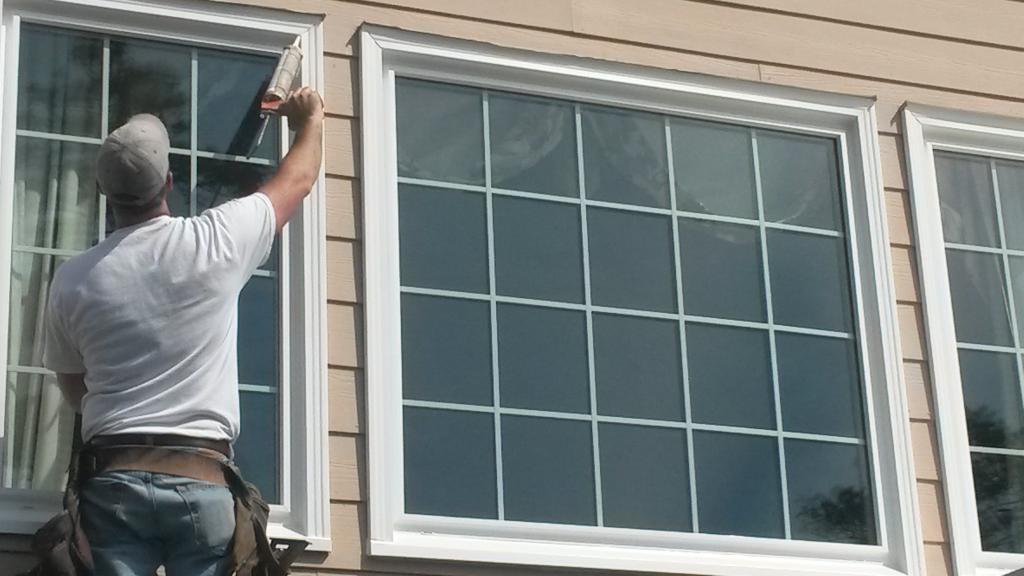 Как сделать откосы на пластиковых окнах?