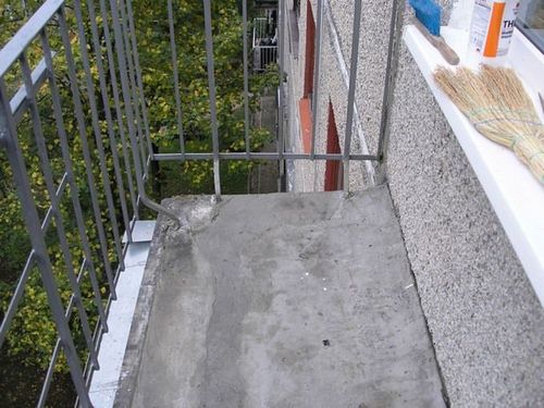 Полы на открытом балконе: как сделать своими руками, чем покрыть