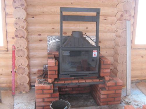 Строим печь в деревянном доме