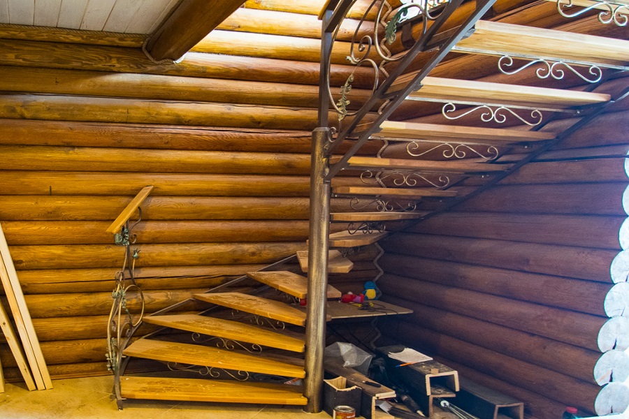 Межэтажная лестница