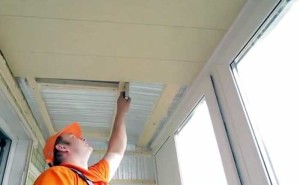 Как сделать стены и потолок на балконе
