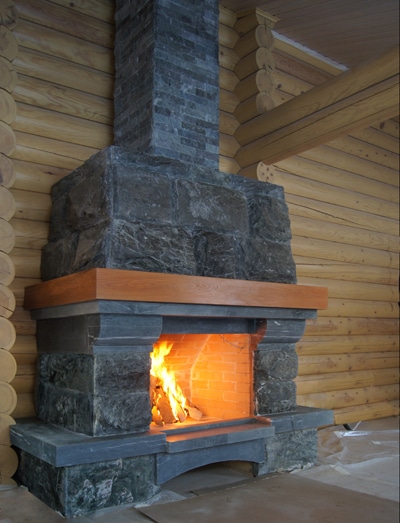 Монтаж дымохода в деревянном доме: устройство, установка